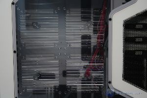 00029Aerocool XPREDATOR WHITE XTREMEHARDWARE.COM